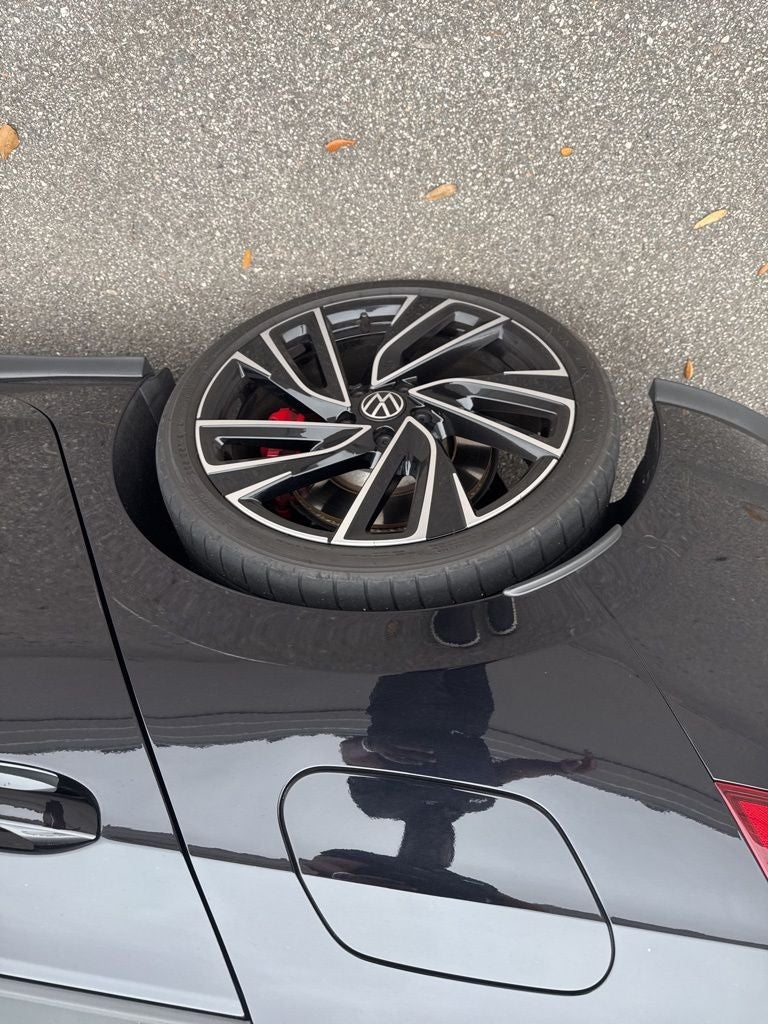 2023 Volkswagen Golf GTI Autobahn