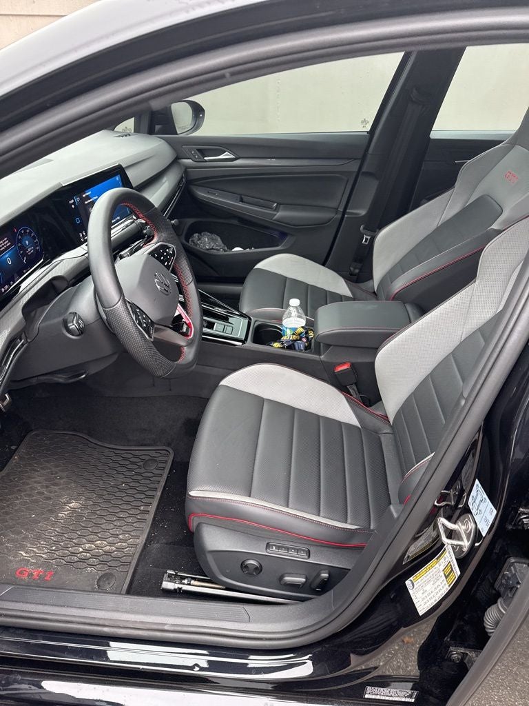 2023 Volkswagen Golf GTI Autobahn