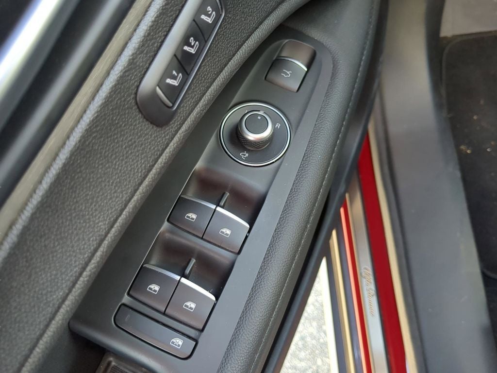 2023 Alfa Romeo Stelvio Ti